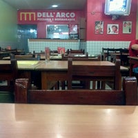 Photo taken at Dell´ arco Pizzaria e Restaurante by Luis C. on 2/19/2012