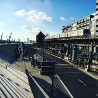 Foto diambil di Hamburger Hafen | Port of Hamburg oleh Denis B. pada 2/28/2016