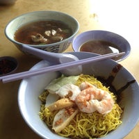 Photo taken at Chin Choon Prawn Noodles by Pepe&amp;#39;s T. on 9/14/2014