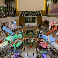 รูปภาพถ่ายที่ South City Mall โดย Satish K. เมื่อ 10/7/2019