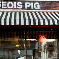 Photo taken at The Bourgeois Pig by Justin F. on 12/20/2021