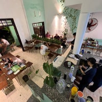 รูปภาพถ่ายที่ Thìa Gỗ Restaurant Da Nang โดย Sidney C. เมื่อ 3/3/2024