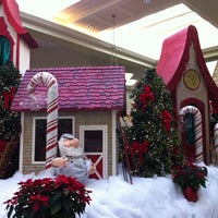 Boynton Beach Mall Ping Photo Taken At Boynton Beach Mall By Thys I On 11 21 2017