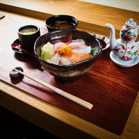 Foto tirada no(a) Sushi Jiro por Ken S. em 3/17/2024