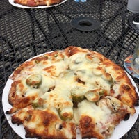 3/15/2014 tarihinde Airrenziyaretçi tarafından Dave&#39;s Pizza'de çekilen fotoğraf