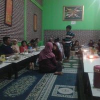 Review Warung Lesehan 50:50