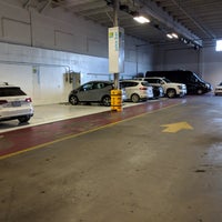 10/30/2018 tarihinde Mike P.ziyaretçi tarafından Expresso Parking'de çekilen fotoğraf