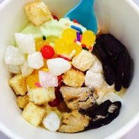 Photo taken at Mix Frozen Yogurt by From East Coast on 6/8/2014
