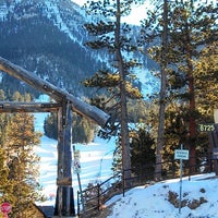 2/24/2013 tarihinde Tania M.ziyaretçi tarafından Las Vegas Ski And Snowboard Resort'de çekilen fotoğraf