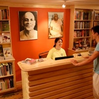 Sivananda Yoga Vedanta Center New York Chelsea 243 W 24th St