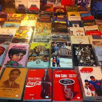 Photo taken at ร้าน Book Art B17 โซนด้านใน by Jannarong T. on 12/29/2012