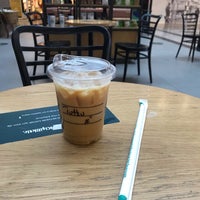 Photo taken at Starbucks by Tutku C. on 6/17/2021