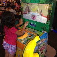 Photo taken at Chuck E. Cheese by Shakhruz A. on 5/25/2013