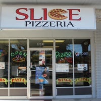 2/19/2014 tarihinde Slice Pizzeriaziyaretçi tarafından Slice Pizzeria'de çekilen fotoğraf