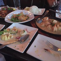 Das Foto wurde bei Mancora Peruvian Restaurant &amp;amp; Bar von Emily W. am 6/25/2016 aufgenommen