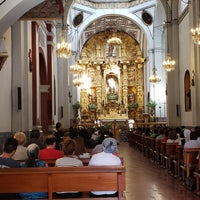 Photo taken at Convento De Nuestra Señora Del Carmen by Gabriel R. on 4/18/2019