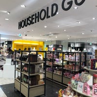 なんばロフト 中央区 10人の訪問者 から 4個のtips 件