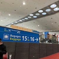 Photo taken at Baggage Claim by Jina P. on 7/29/2022