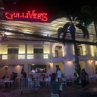 Photo taken at Gulliver&#39;s Traveler&#39;s Tavern by Jina P. on 10/6/2018