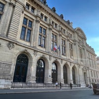 Photo taken at Université Paris IV – Paris-Sorbonne by Jina P. on 8/1/2022