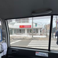 Photo taken at McDonald&amp;#39;s by Jina P. on 3/25/2022