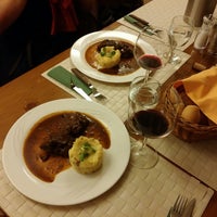 3/22/2014 tarihinde Myrna V.ziyaretçi tarafından Green - zahradní restaurace Brno'de çekilen fotoğraf