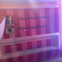 Das Foto wurde bei Diba Pink Patisserie von Ayşe am 7/4/2014 aufgenommen