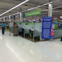 Photo taken at Carrefour by Fernando L. on 4/3/2016