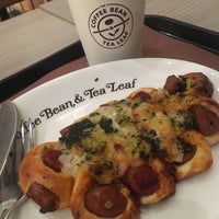Photo taken at The Coffee Bean &amp;amp; Tea Leaf by Carlo A. on 9/6/2020