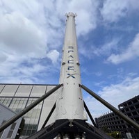 Photo taken at SpaceX by Moritz S. on 12/7/2021