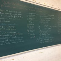 Das Foto wurde bei Facultad de Química von Alejandra Q. am 4/25/2017 aufgenommen