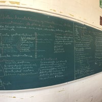 Снимок сделан в Facultad de Química пользователем Alejandra Q. 10/31/2017