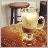 Снимок сделан в Southernmost Coffee Bar - Coffee and Tea House пользователем Rivzzz 💋 4/27/2013