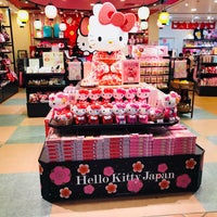 Photo taken at Hello Kitty Japan by 俺 2. on 8/19/2018