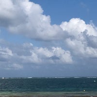 รูปภาพถ่ายที่ Único Beach โดย Ale L. เมื่อ 4/7/2019