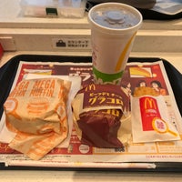 Photo taken at McDonald&amp;#39;s by アネモネ交通 on 12/3/2019