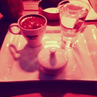 Photo taken at Cafè Fiyaka by Hadiye Ç. on 11/2/2014