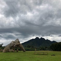 รูปภาพถ่ายที่ Volcanoes National Park โดย Bill C. เมื่อ 2/20/2018