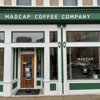 รูปภาพถ่ายที่ Madcap Coffee โดย Bill C. เมื่อ 1/15/2021