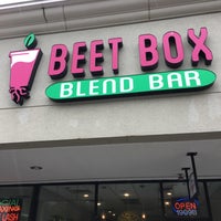 รูปภาพถ่ายที่ Beet Box Blend Bar โดย Fernando C. เมื่อ 2/20/2017