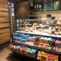 Photo taken at Starbucks by Yue L. on 4/21/2019