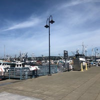 Photo taken at Seattle Fisherman&amp;#39;s Memorial by Yue L. on 6/1/2019
