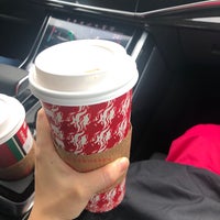 Photo taken at Starbucks by Yue L. on 12/19/2018