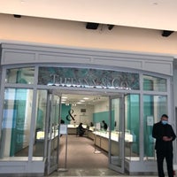 Photo taken at Tiffany &amp;amp; Co. by Yue L. on 9/13/2020