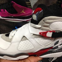 Photo taken at Champs Sports by Felicia H. on 4/21/2013