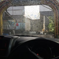 Photo taken at Rush Automatic Car Wash by TOB4B1 on 1/25/2017