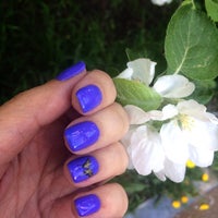 5/31/2016にOlesya BanchukovaがNail Loungeで撮った写真