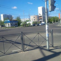 Photo taken at Шипиловская улица,ореховый проезд by Вадим on 5/3/2014