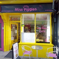 4/19/2015にLittle Miss PiggiesがLittle Miss Piggiesで撮った写真