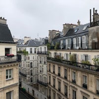 Das Foto wurde bei Hôtel Antin Saint-Georges von FIRAT am 6/12/2018 aufgenommen